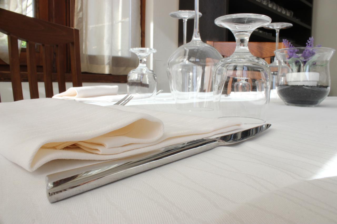Albergo Ristorante Bismantova カステルノーヴォ・ネ・モンティ エクステリア 写真